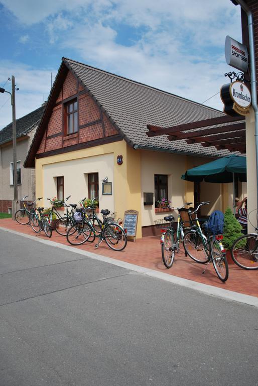 Gasthof Zum Slawen Vetschau Buitenkant foto