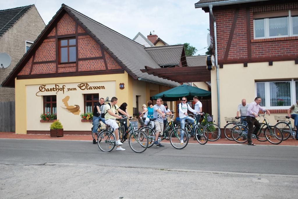 Gasthof Zum Slawen Vetschau Buitenkant foto
