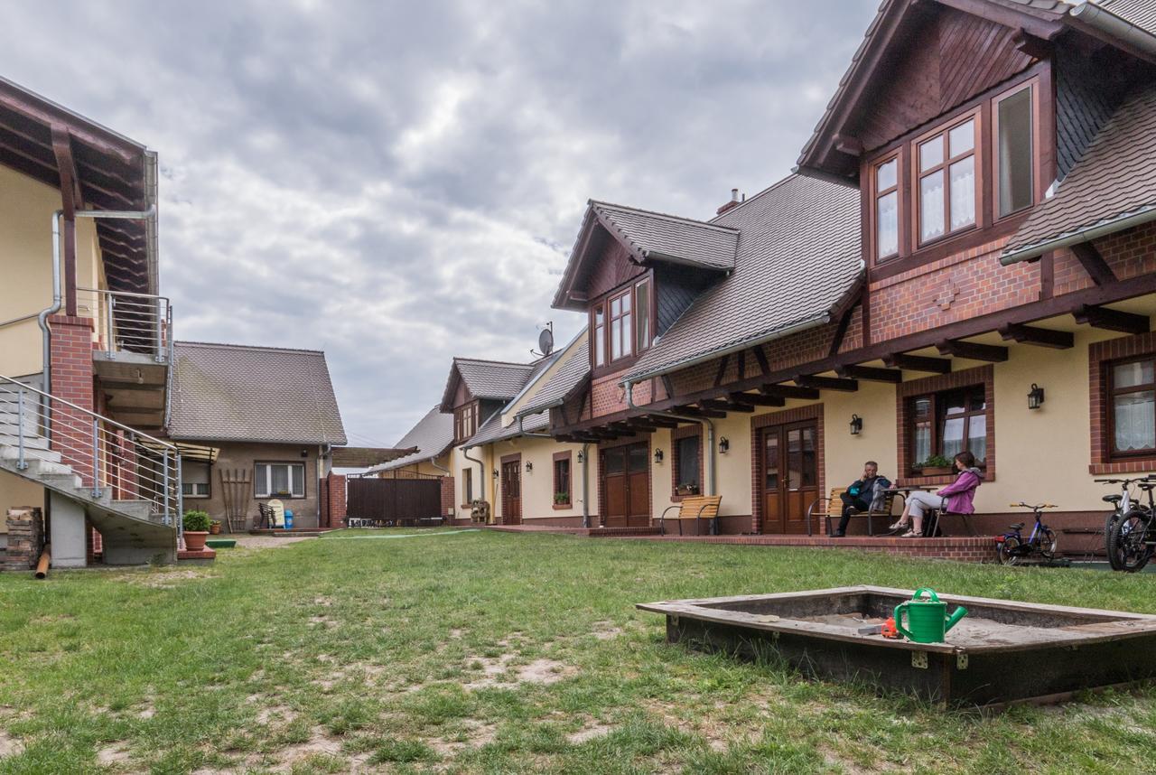 Gasthof Zum Slawen Vetschau Buitenkant foto
